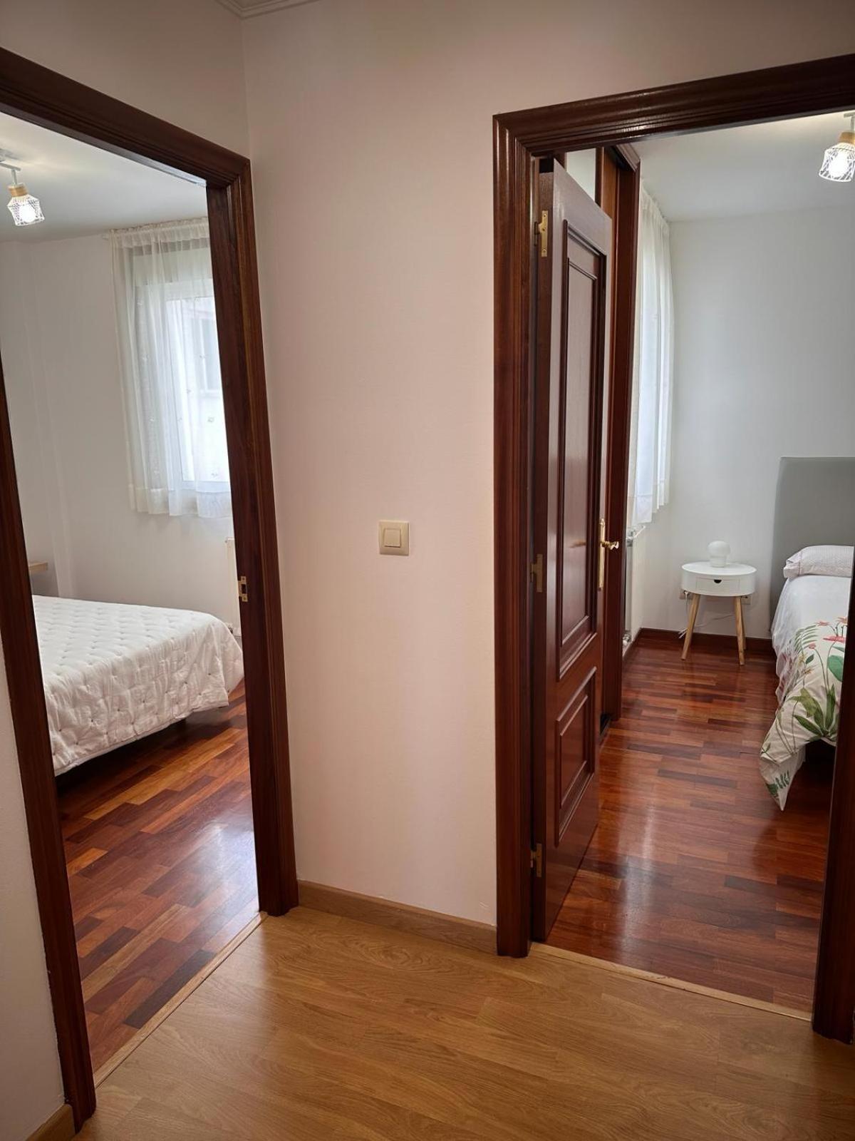 Piso Oroso No Camino Apartment Sigueiro Exterior photo