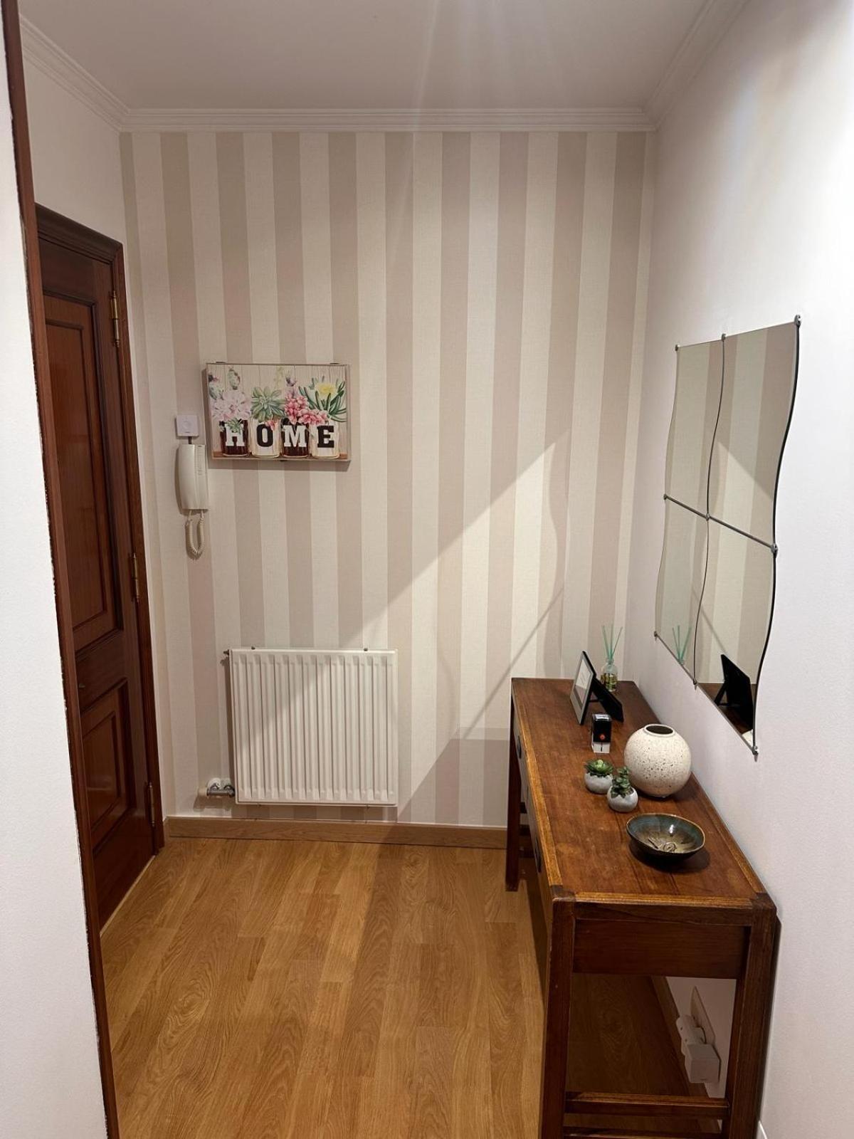 Piso Oroso No Camino Apartment Sigueiro Exterior photo